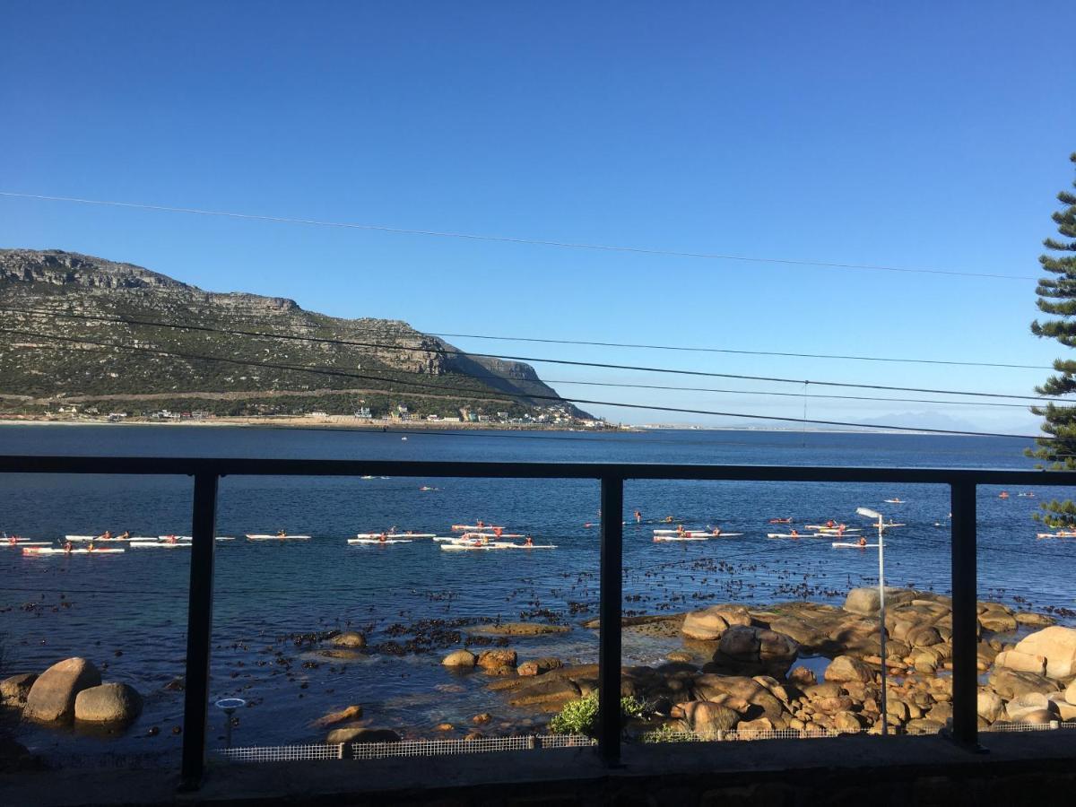 Tides Fish Hoek Apartment *
