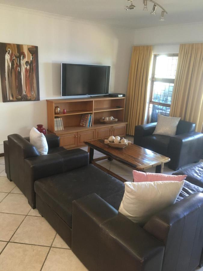 Tides Fish Hoek Apartment